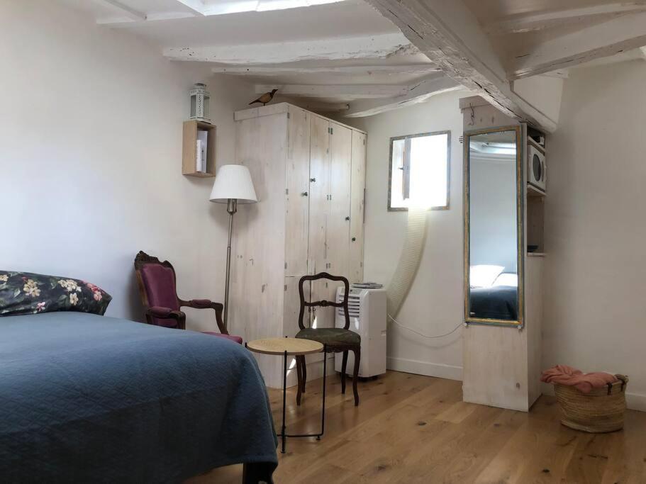Esprit Cabine Versailles Exteriör bild